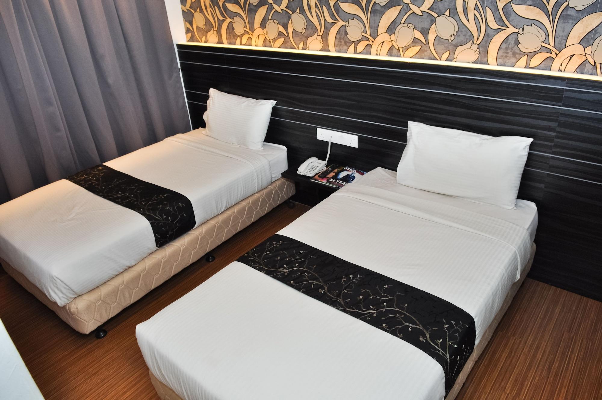 Signature Hotel Kuantan Exterior photo