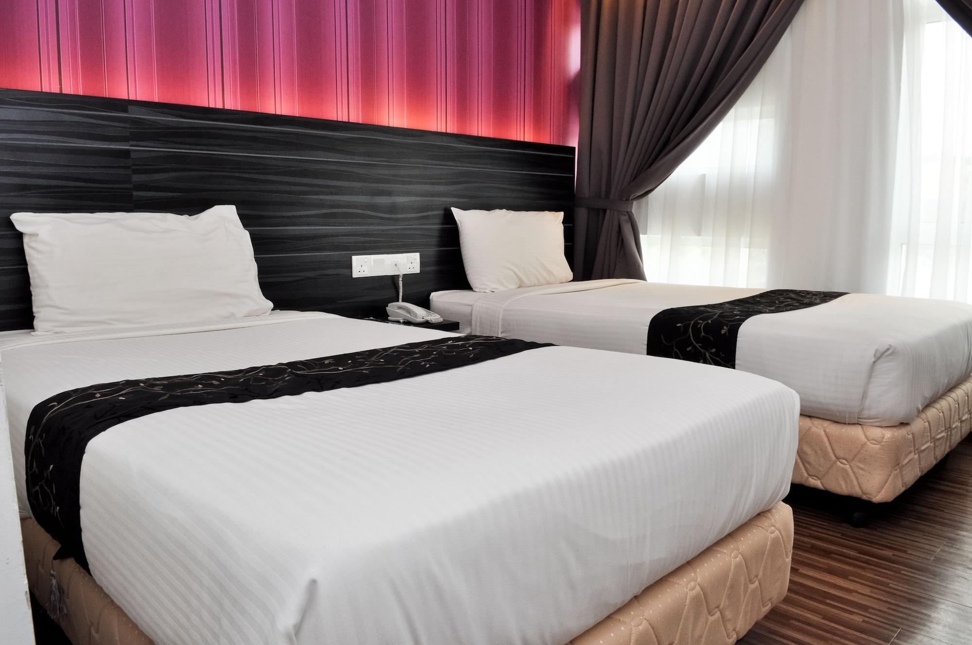 Signature Hotel Kuantan Exterior photo