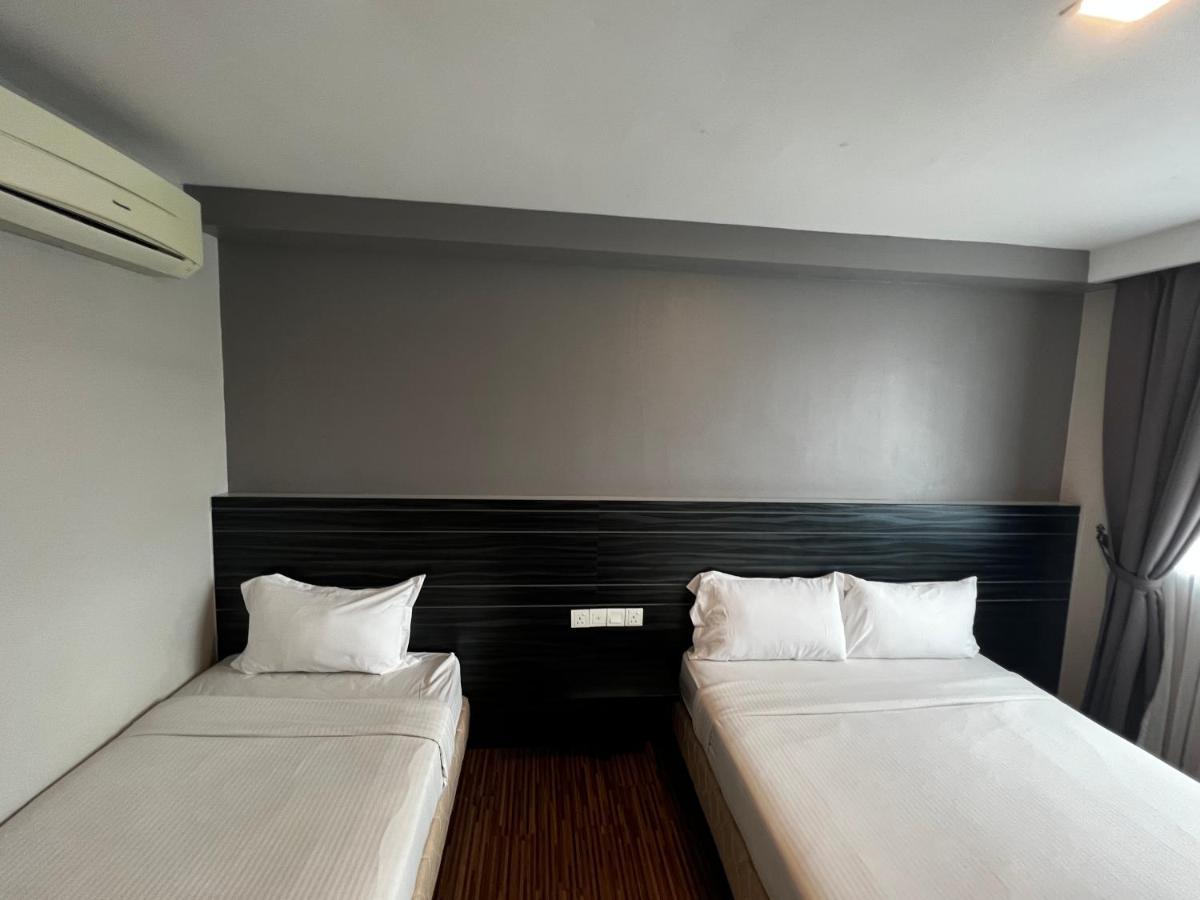 Signature Hotel Kuantan Exterior photo