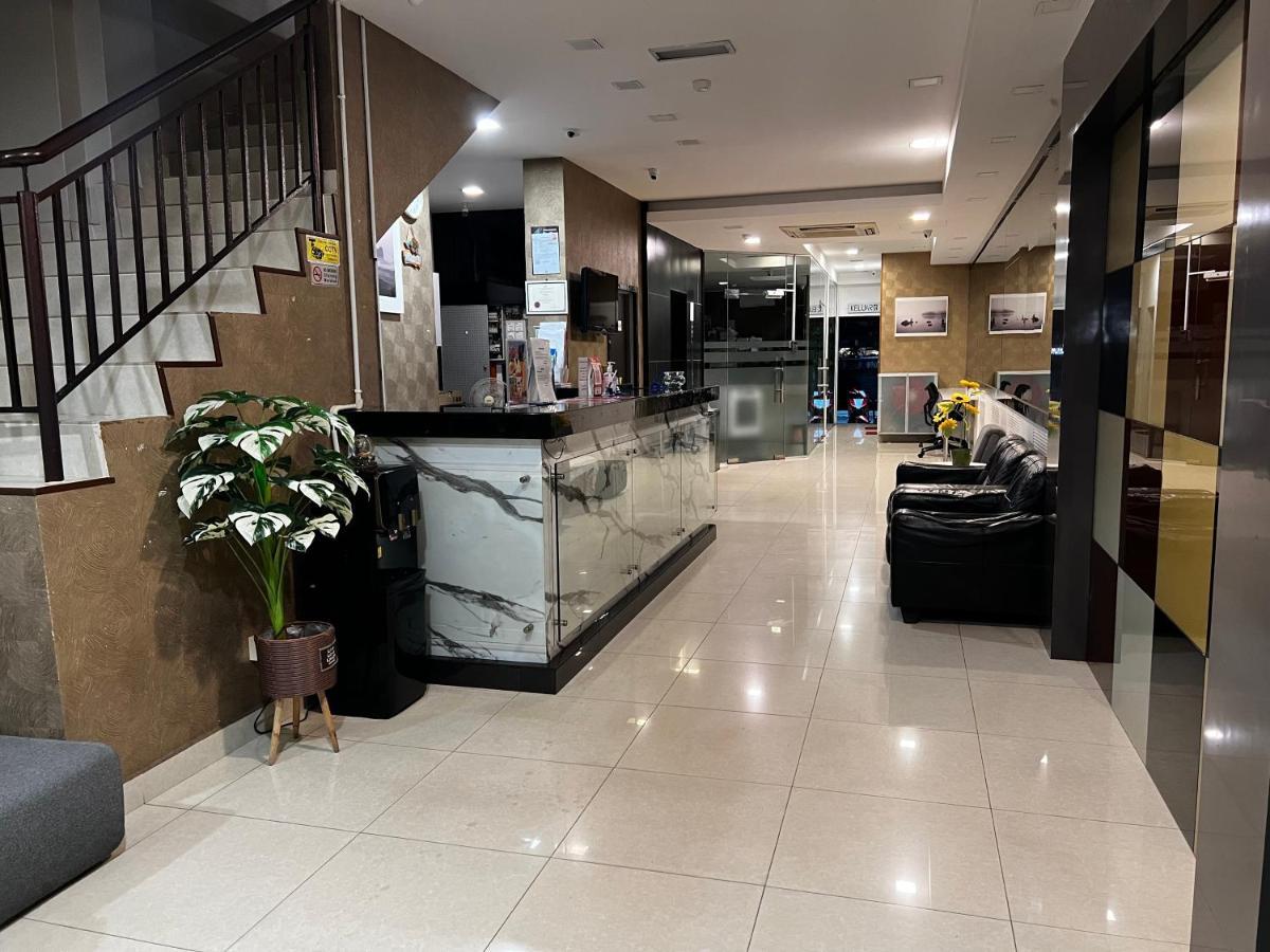 Signature Hotel Kuantan Exterior photo