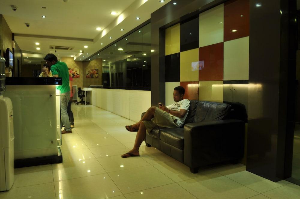 Signature Hotel Kuantan Exterior photo